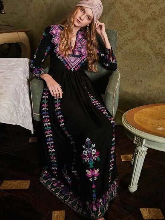 Dresses & Skirts - Elegant Black Floral Embroidered Long Sleeve Dress